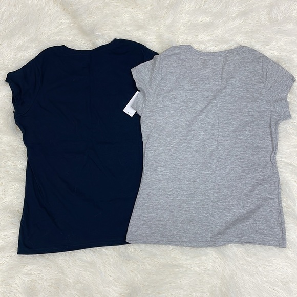 WOUND UP Bundle of TWO (2) Juniors Graphic Tees - Picture 4 of 9